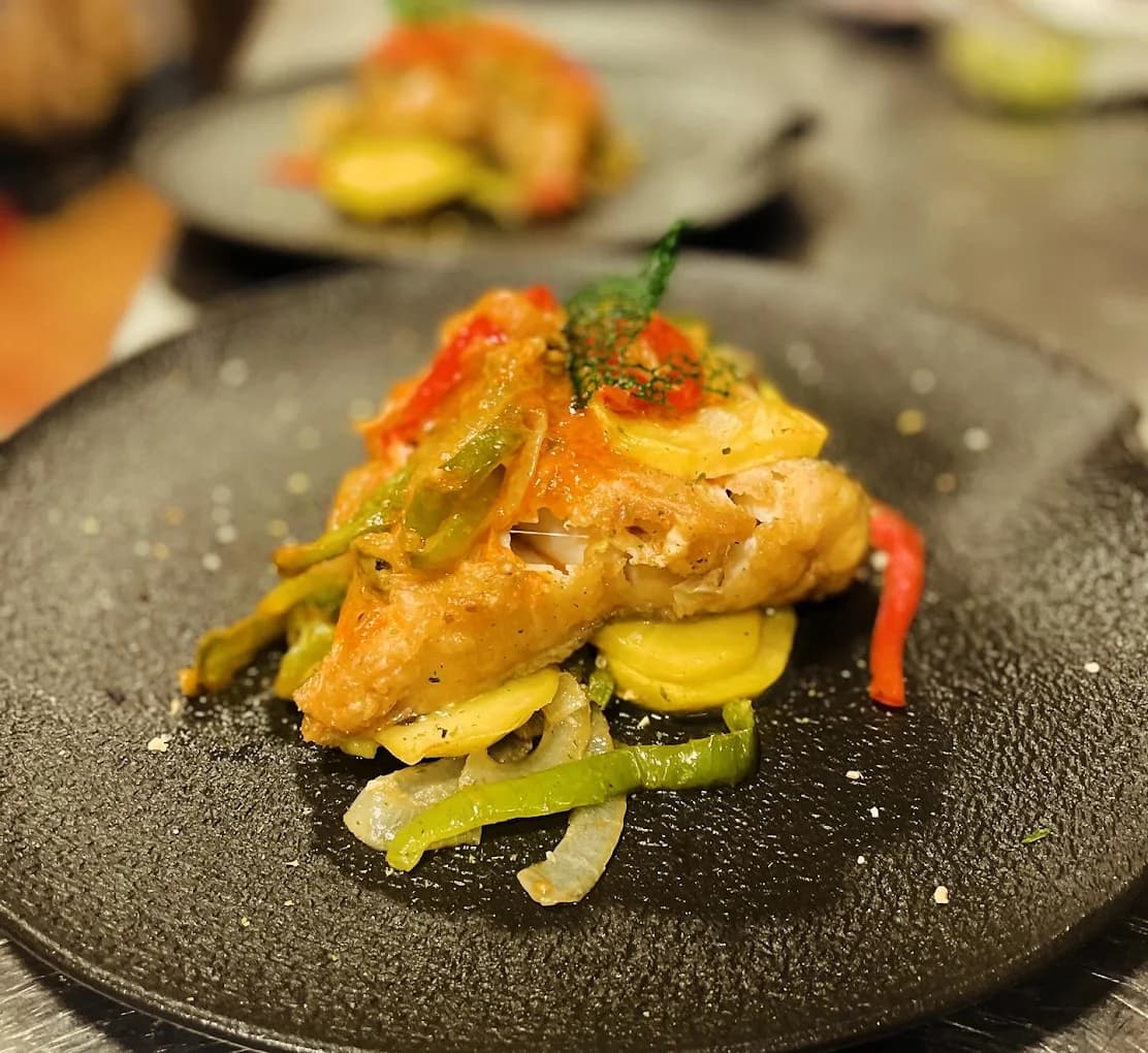 Pescado con patatas y verduras